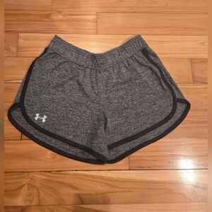 Under Armour Heathered Black Trim Shorts